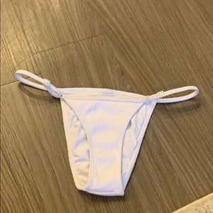 Minimale Animale bikini bottom
